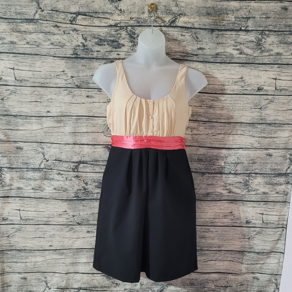 New York and Co. Color block Special Occasion Dress with Pockets